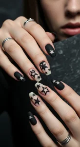 Bold Black Stars for Edgy Vibes