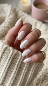 Glazed Donut Shine for Trendy Nails