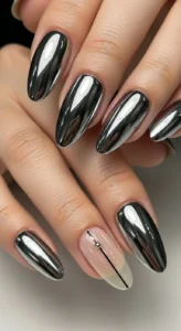 Bold Chrome Mirror Press-On Nails