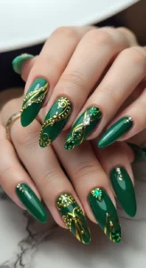 Emerald Green Luxury Nail Art