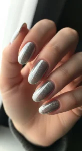 Sparkling Silver Glazed Nails