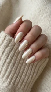 Vanilla Chrome Nail Ideas